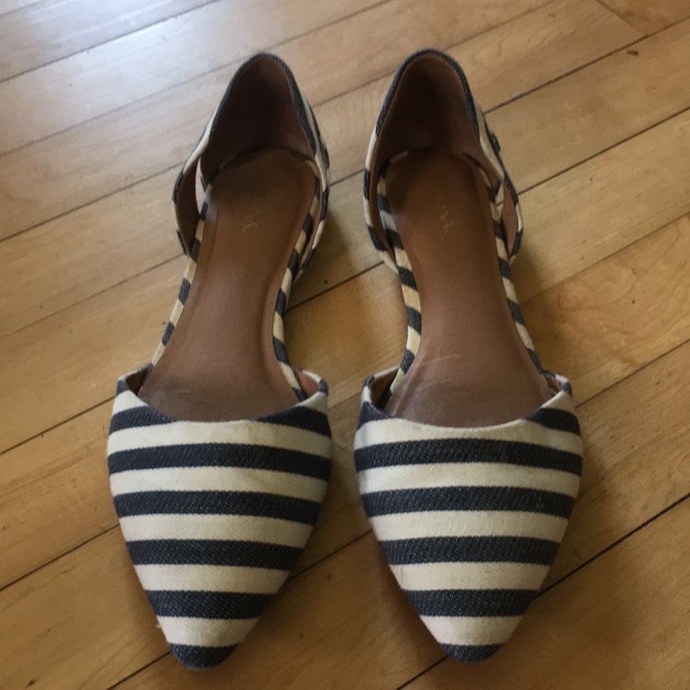 Blue and white stripe flats